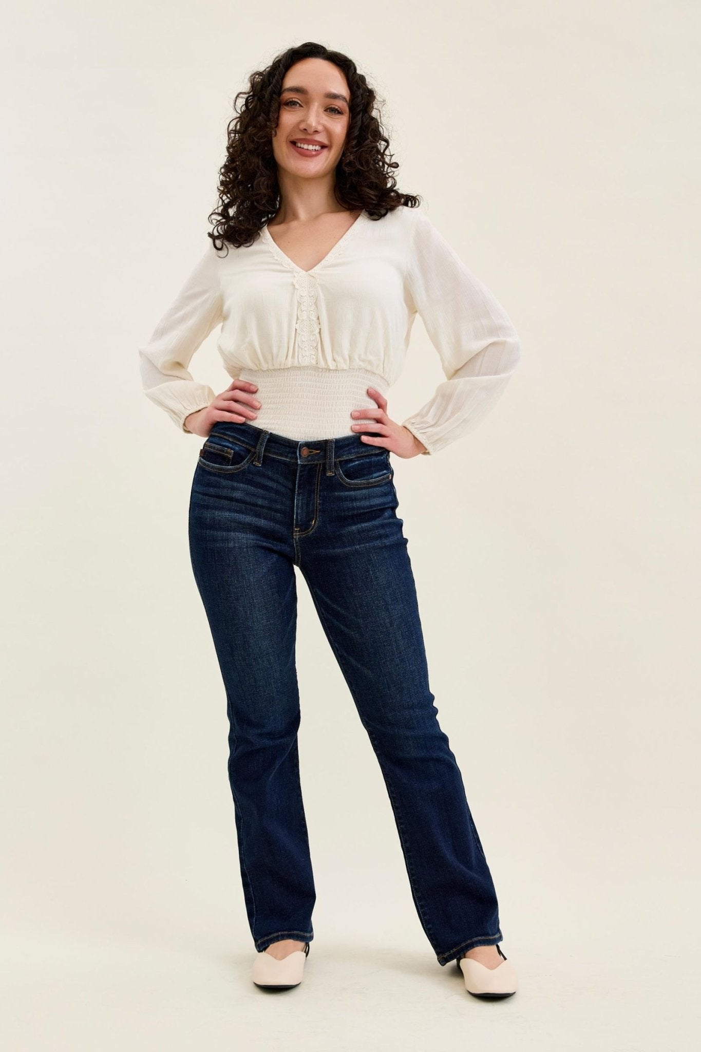 Judy Blue Petite Mid-Rise Dark Wash Bootcut Jeans - Lavender HillsJudy Blue82586-PT-REG-DK-1(25)
