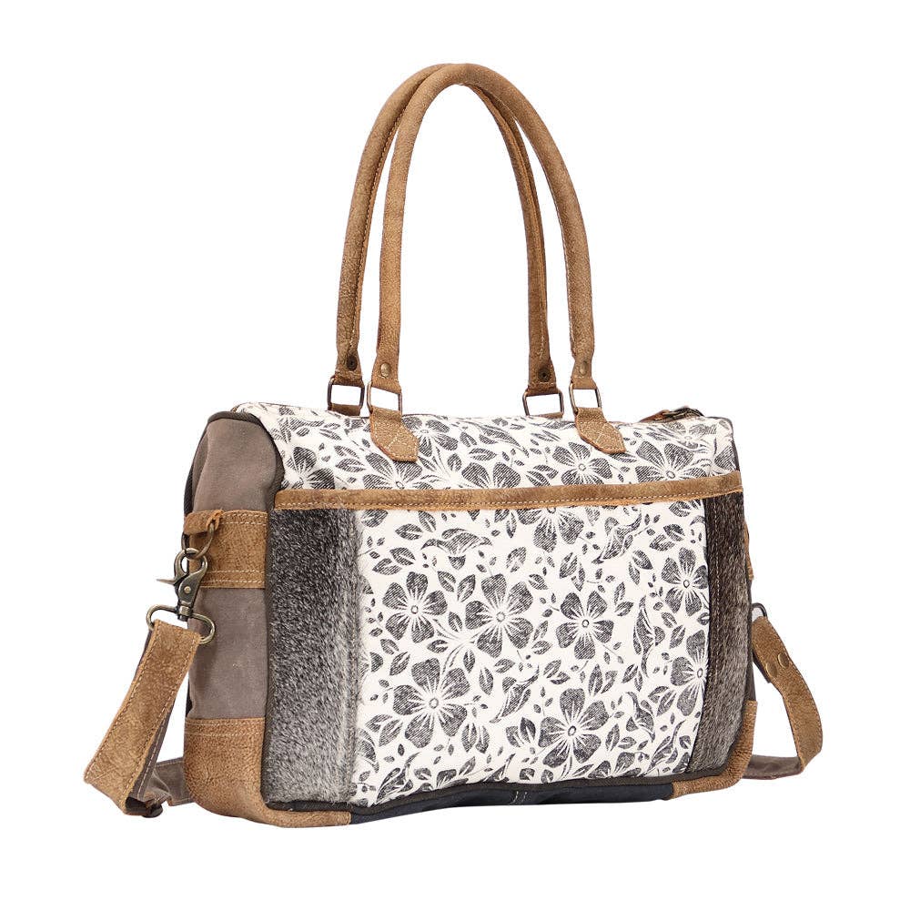 Amaryllis Messenger Bag - Lavender HillsMyra BagS-1498