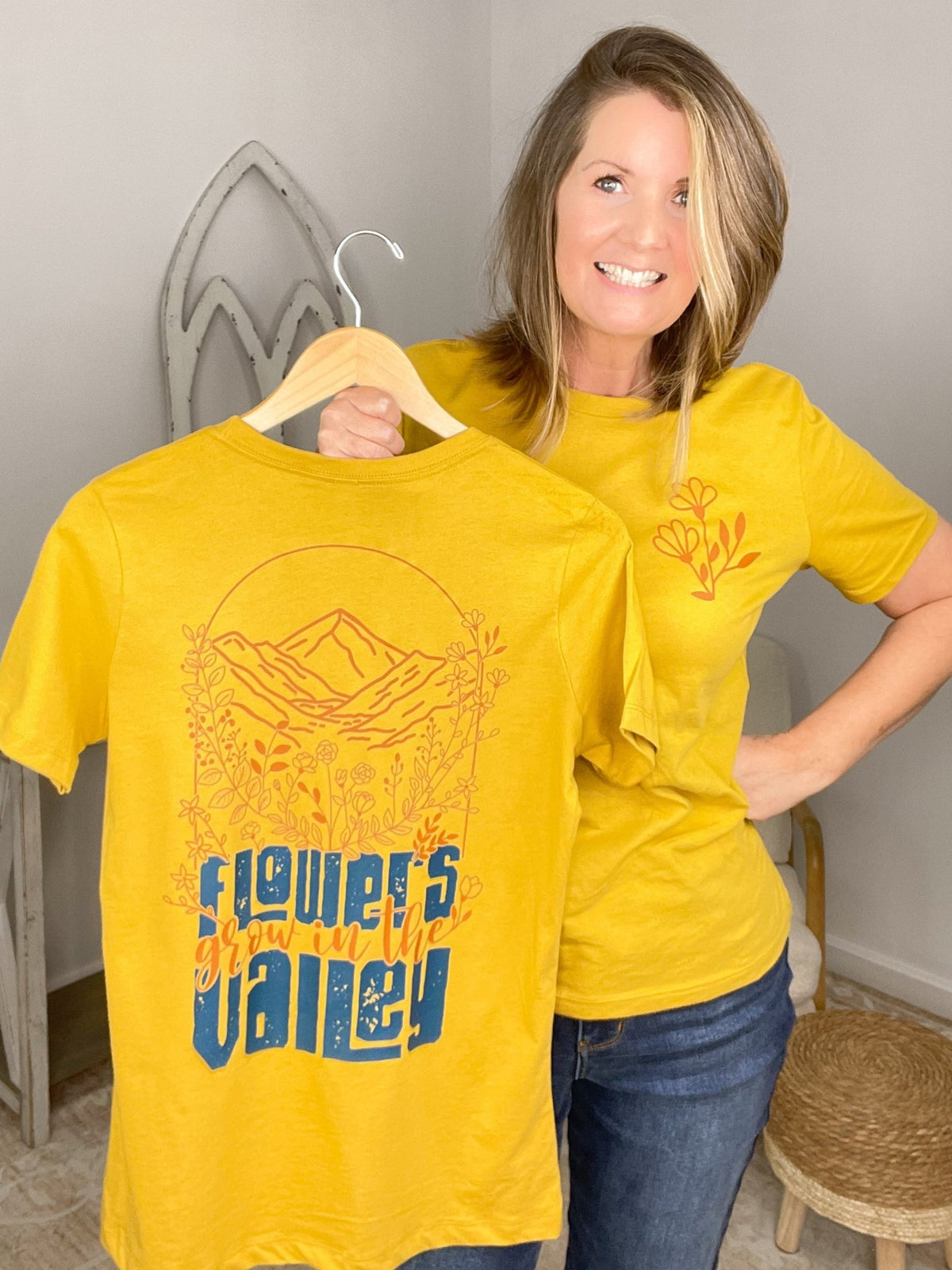 Flowers Grow in the Valley Inspirational Graphic T-Shirt - Lavender HillsTallulah Bee ApparelFLWVLY-1