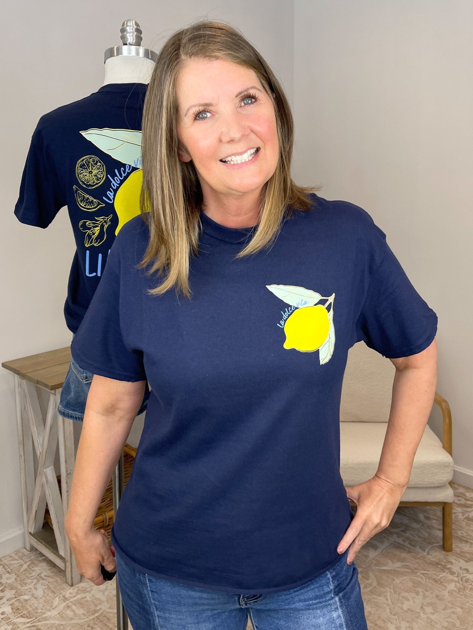 Limoncello "La Dolce Vita" Italian Graphic Tee - Lavender HillsTallulah Bee ApparelLMCELO-S
