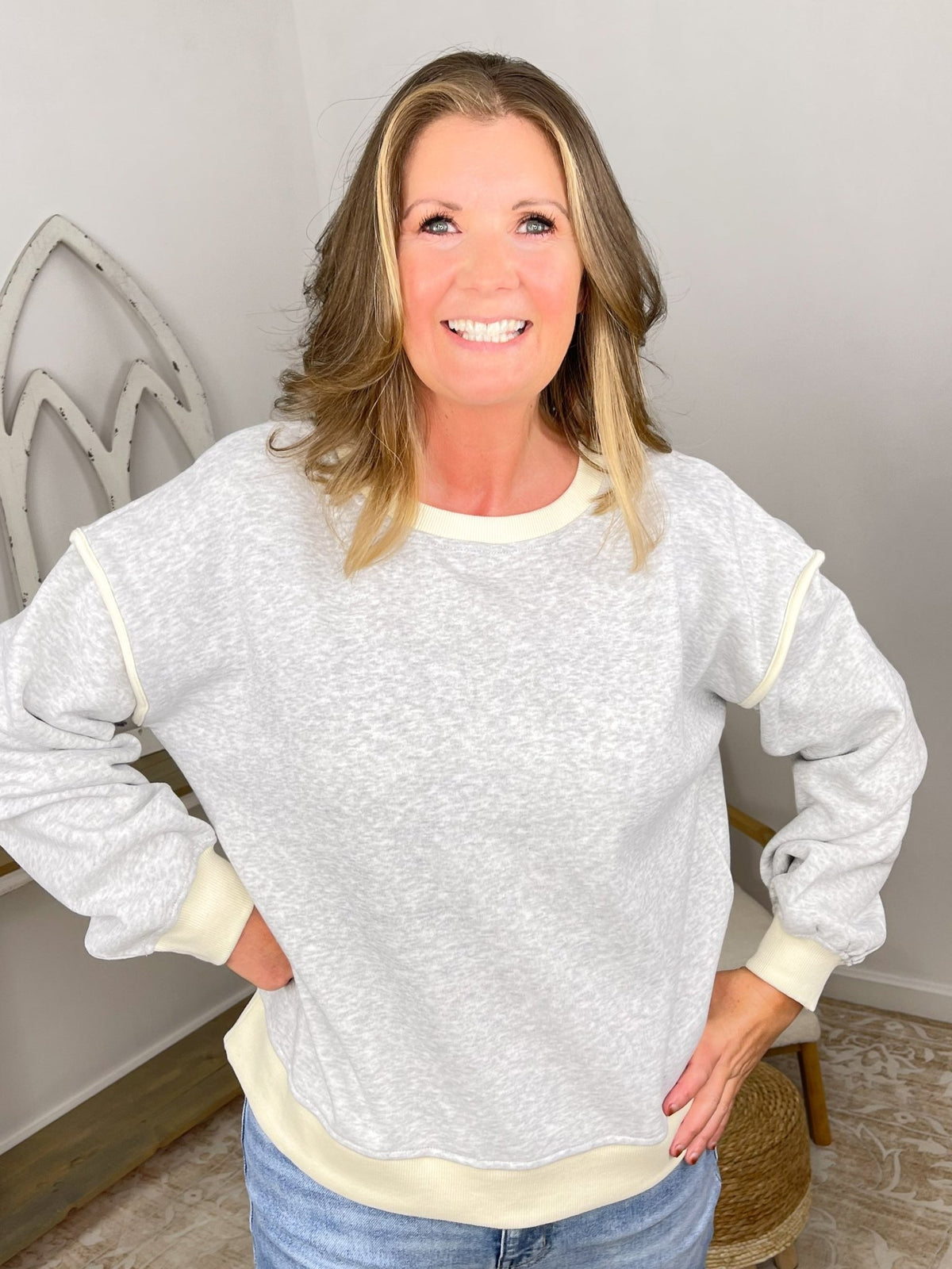 Modern Relaxed-Fit Contrast Trim Piping Sweatshirt - Heather Grey - Lavender HillsZenanaOT-4594Y-RHGRY-S