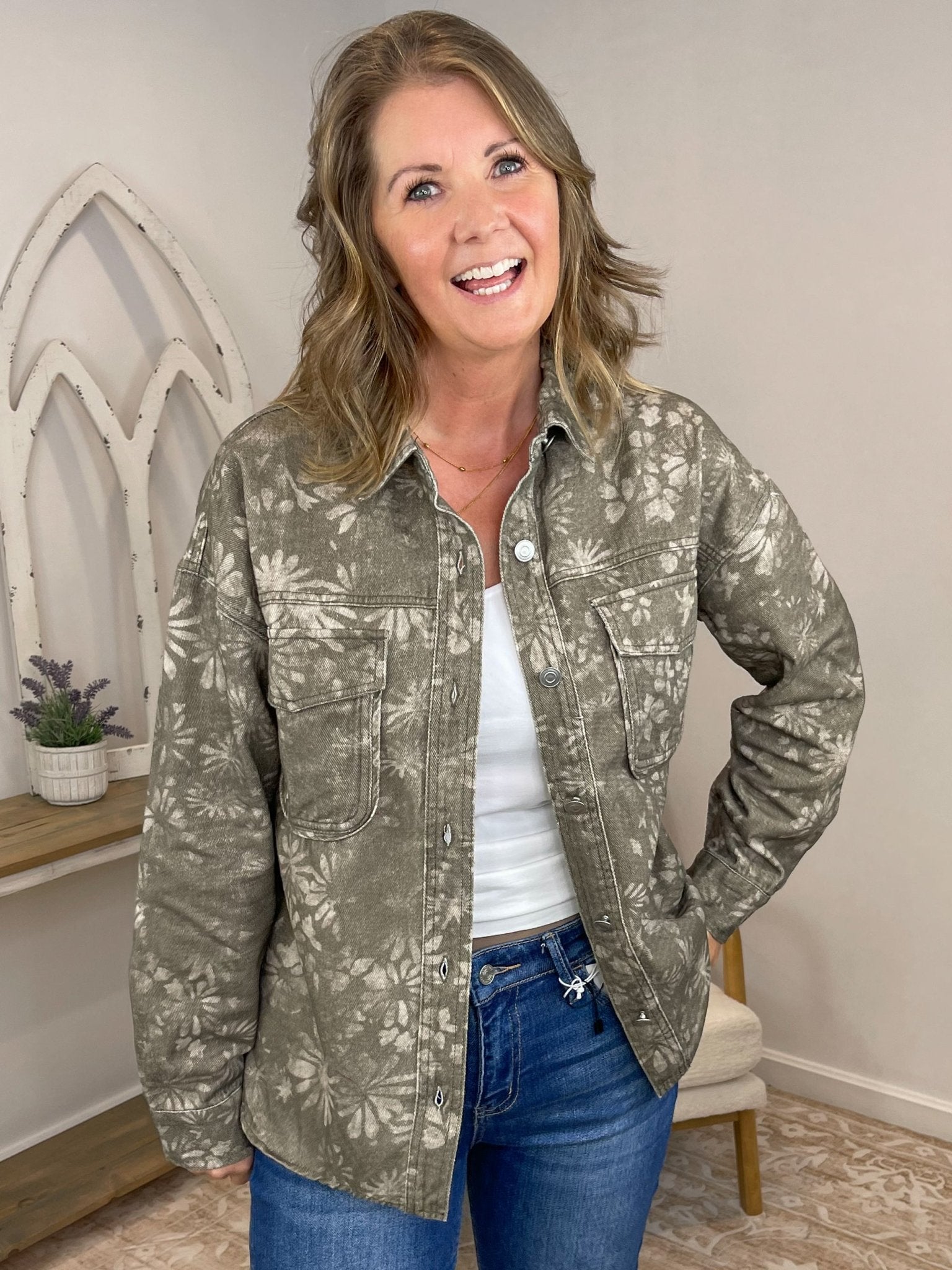 Olive Floral Daisy Oversized Cotton Shacket - Lavender HillsEntroENT-OLV-S