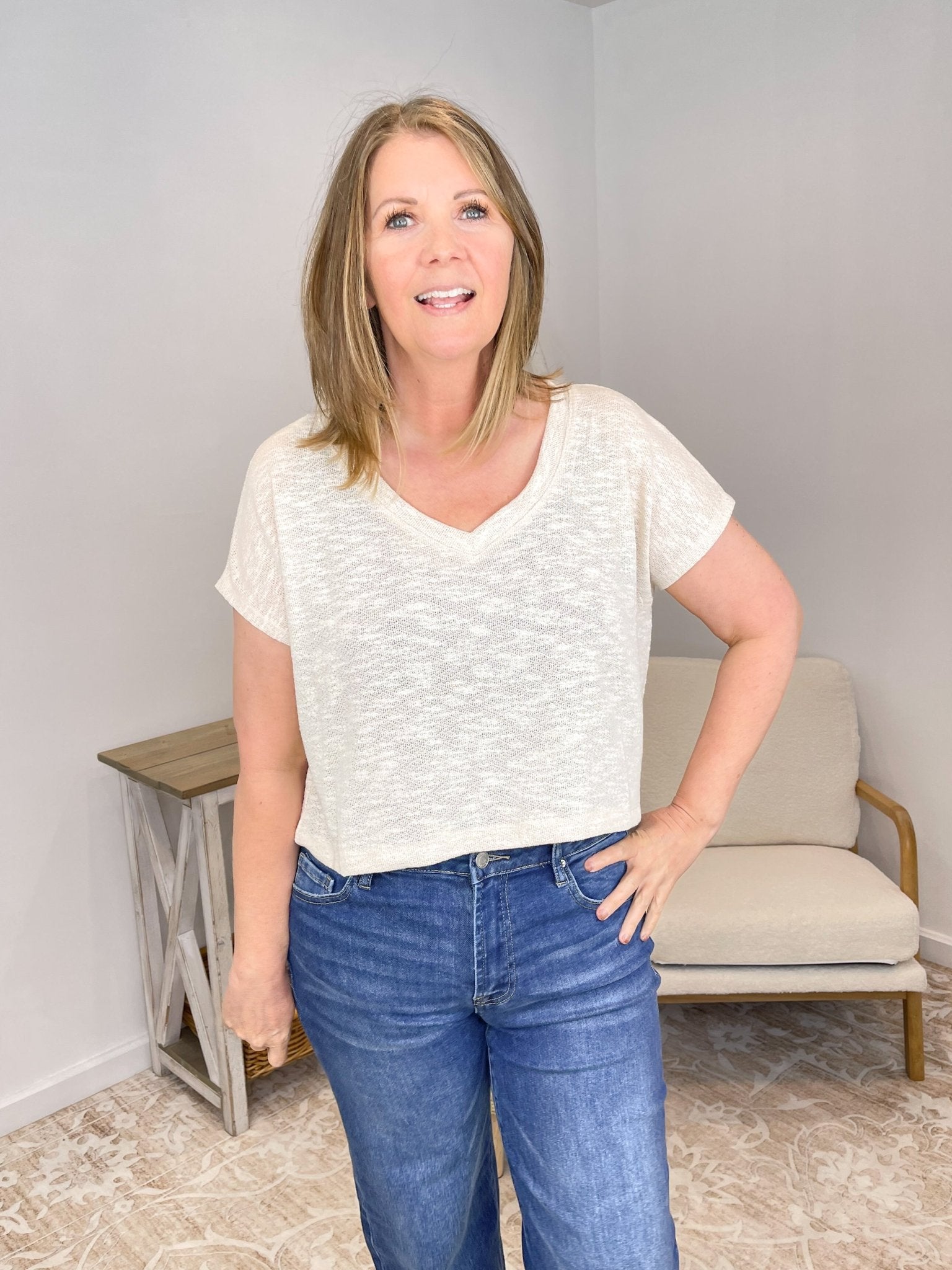 V - Neck Loosely Woven Boxy Fit Cropped Tee - Lavender HillsZenanaHT-2361A-SNDBEG-S