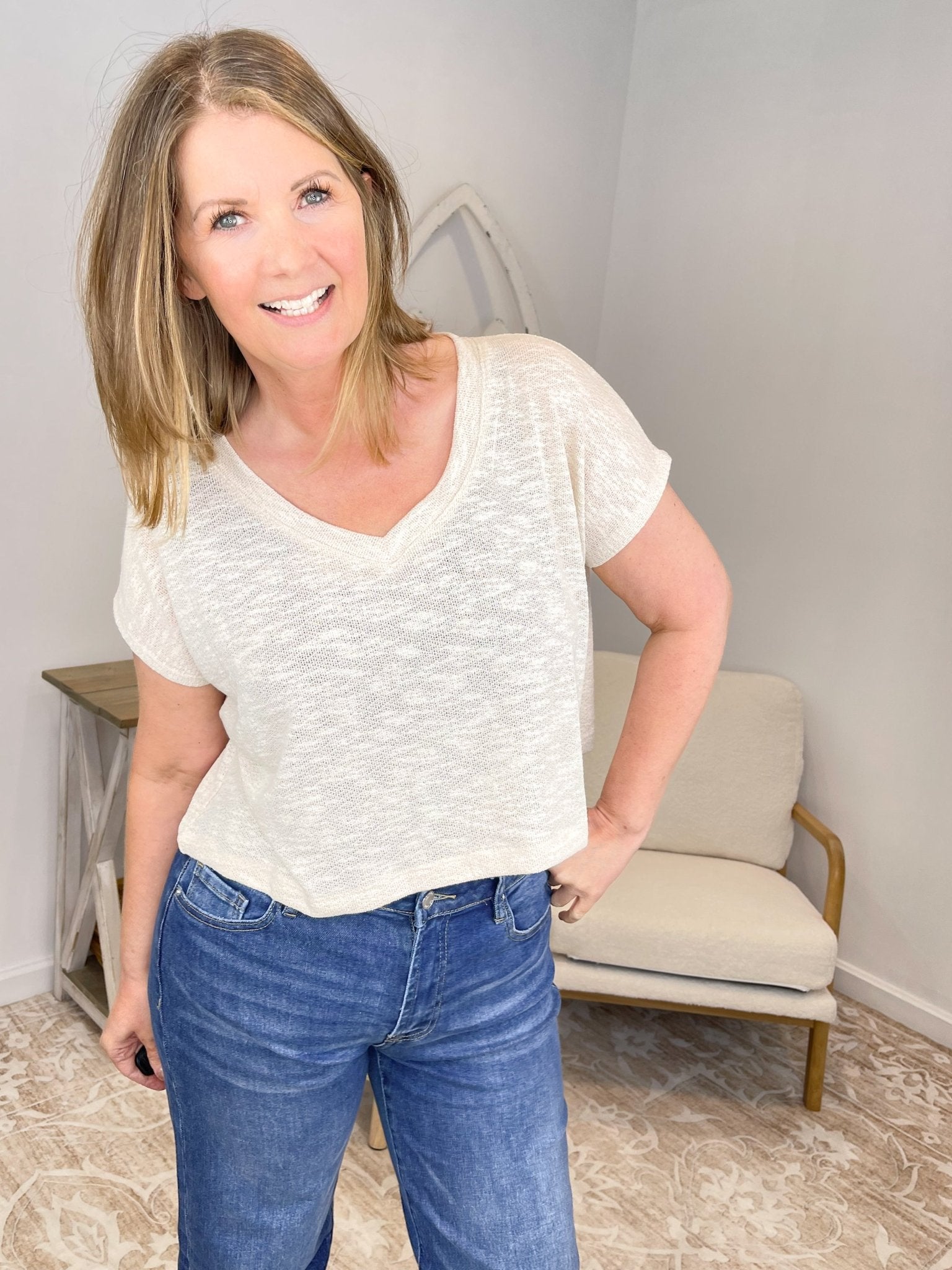 V - Neck Loosely Woven Boxy Fit Cropped Tee - Lavender HillsZenanaHT-2361A-SNDBEG-S