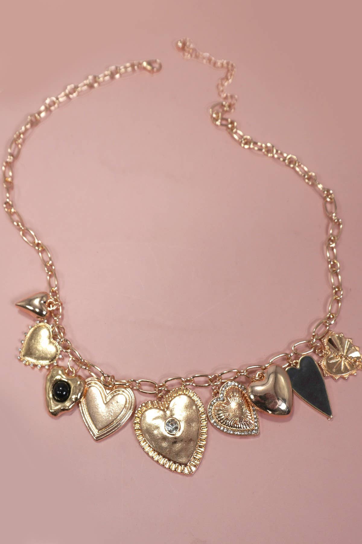 Bold Heart Charm Gold Necklace - Lavender Hills BeautyJosslyn by Wall to Wall80N1300