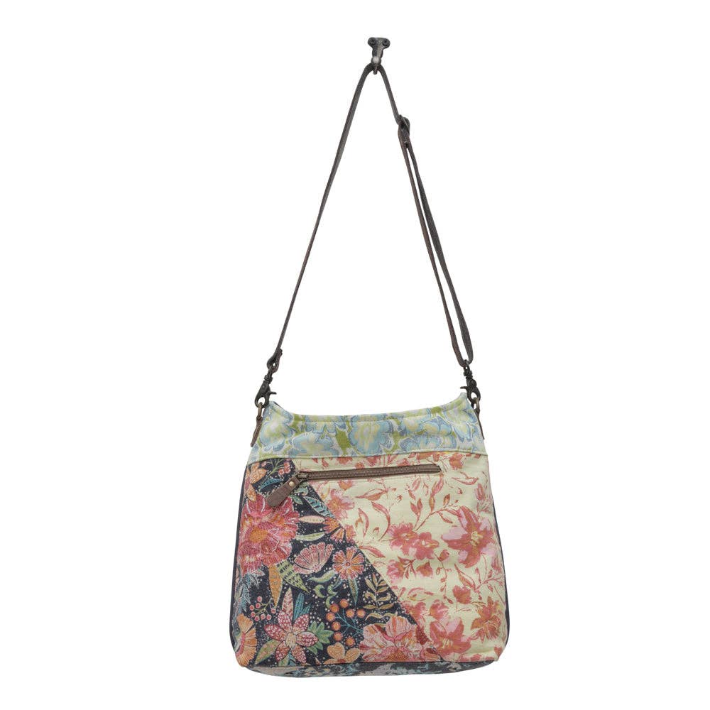 Le Fleur Bel | Boho Floral Patchwork Canvas & Leather Shoulder Bag - Lavender HillsMyra BagS-6395
