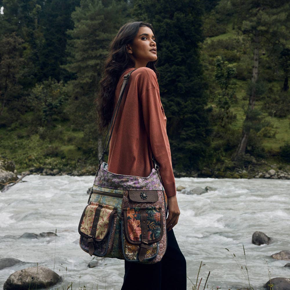 Le Fleur Bel | Boho Floral Patchwork Canvas & Leather Shoulder Bag - Lavender HillsMyra BagS-6395