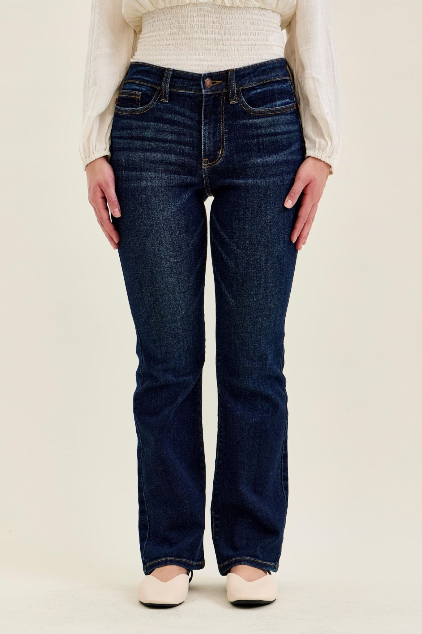 Judy Blue Petite Mid-Rise Dark Wash Bootcut Jeans - Lavender HillsJudy Blue82586-PT-REG-DK-1(25)