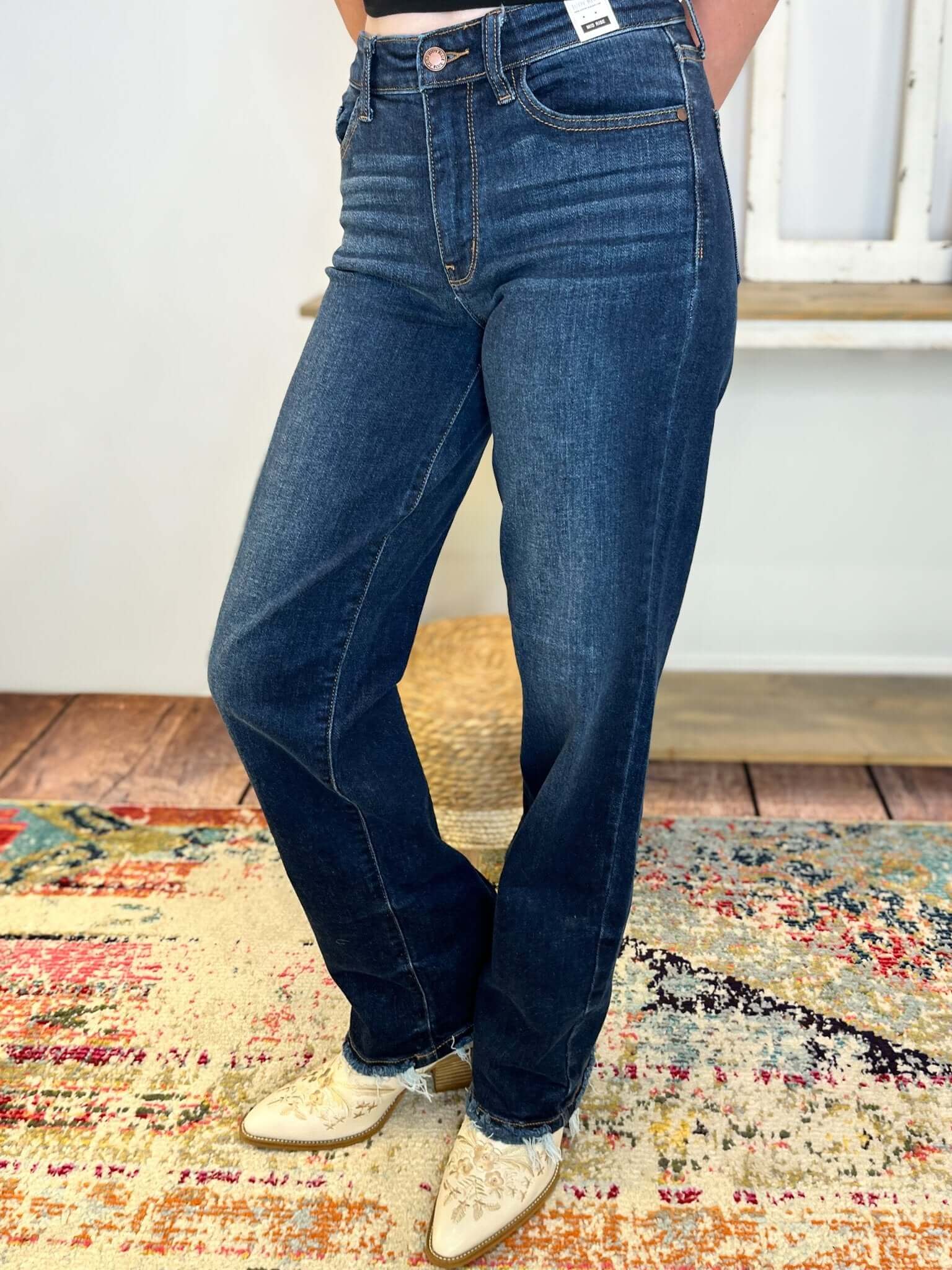 Judy Blue Country Mile Dark Wash Mid Rise Straight Jeans - Lavender Hills BeautyJudy Blue82622 - DK - 0(24)