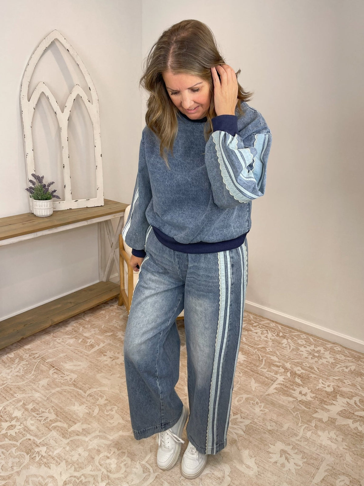Vintage Washed Denim Lace Detail Sweatshirt - Lavender HillsBibiIT4777G-10-S