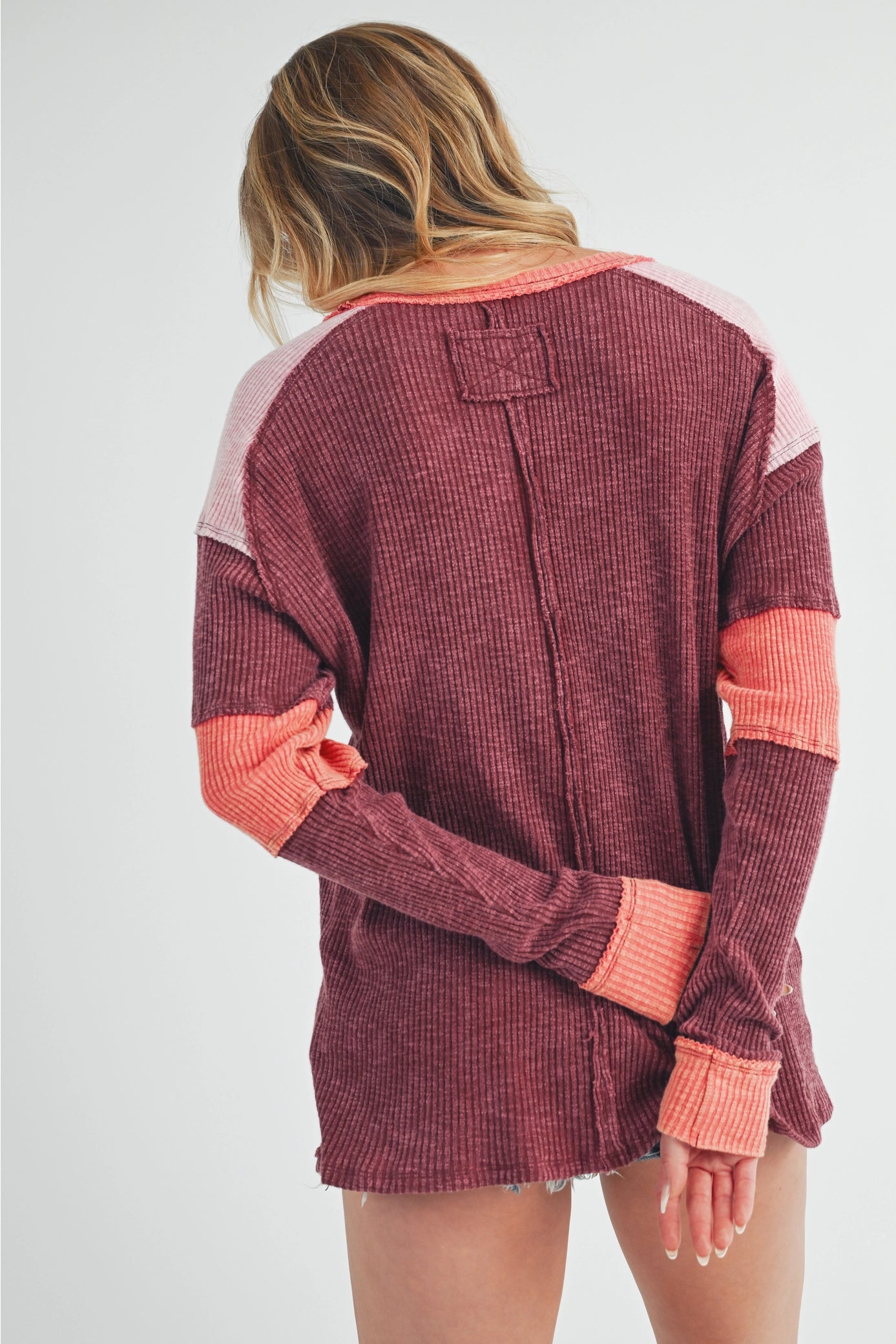 Blush &amp; Brick Colorblock Long Sleeve Pullover Top - Lavender Hills BeautyAMEI & CO8327EK - BUR - S