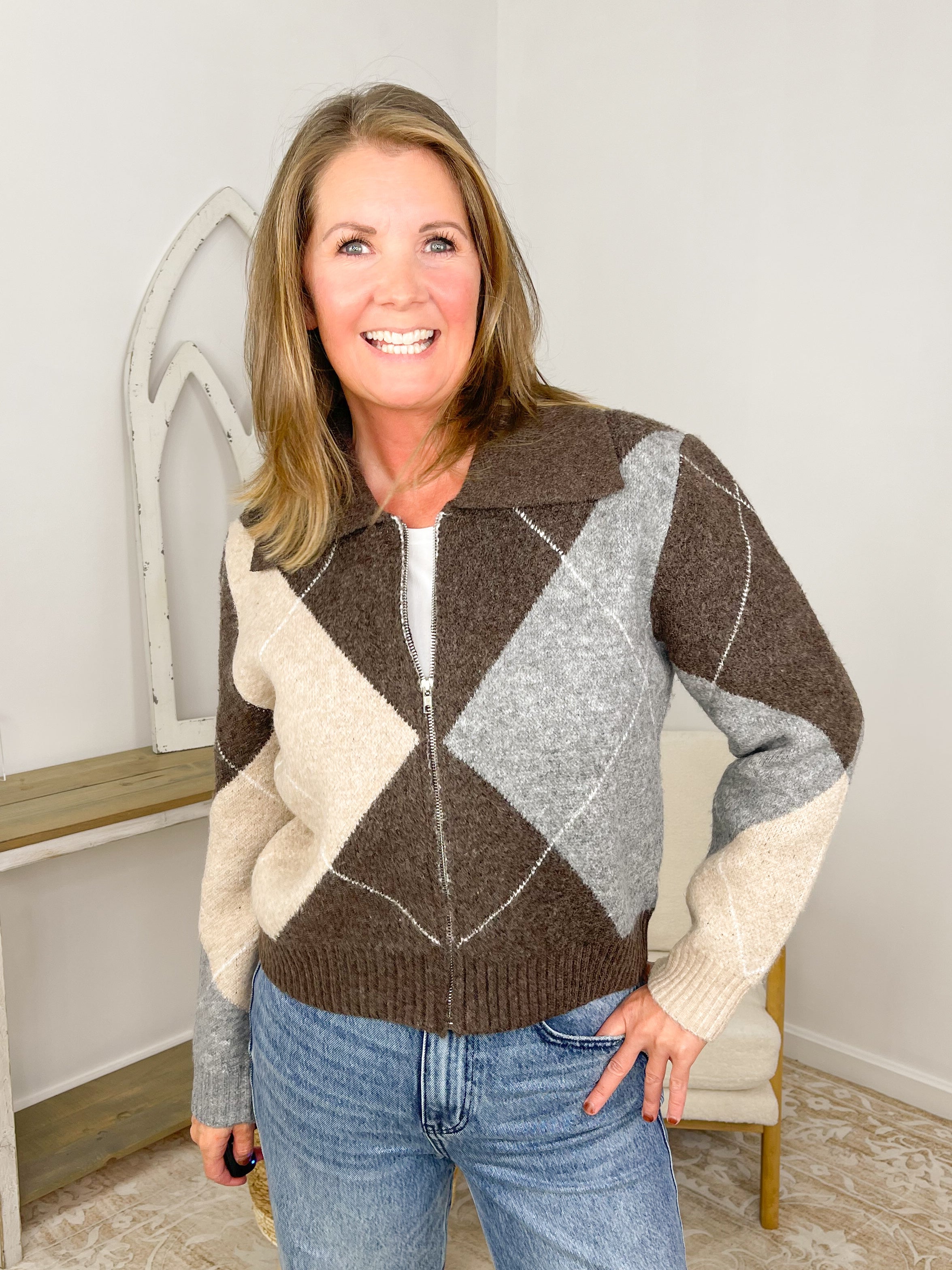Classic Argyle Zip-Up Knit Cardigan – Earth Tones