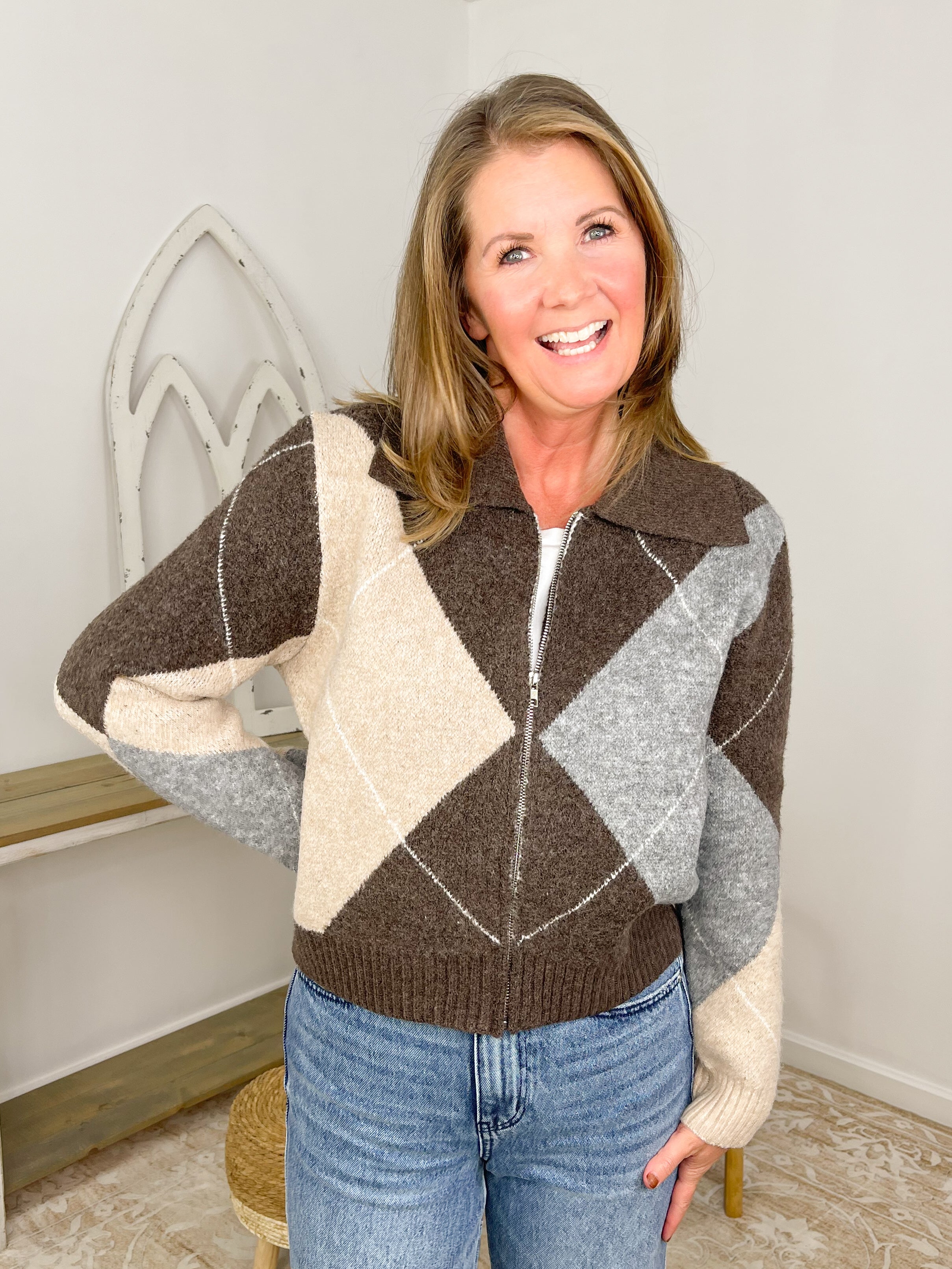 Classic Argyle Zip-Up Knit Cardigan – Earth Tones
