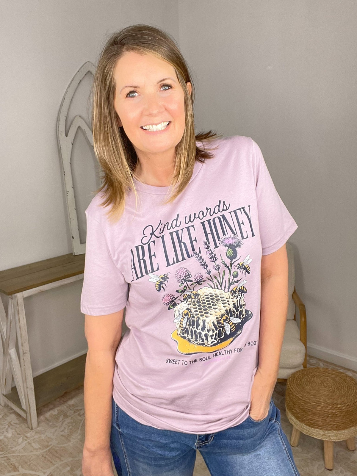 Kind Words Are Like Honey T-Shirt - Proverbs 16:24 Christian Graphic Tee