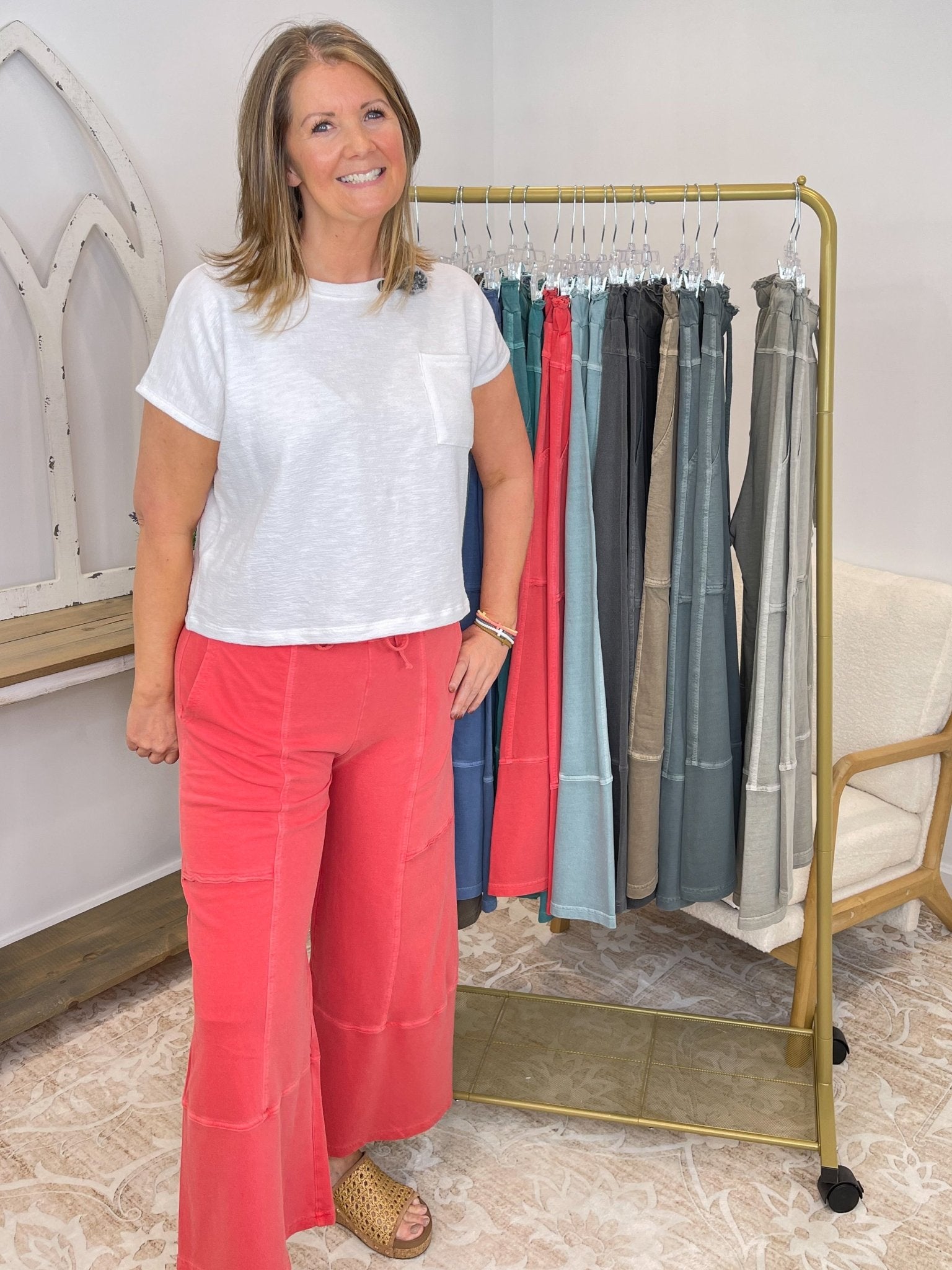 Low-Key Cropped Wide Leg Exposed Seam Pants