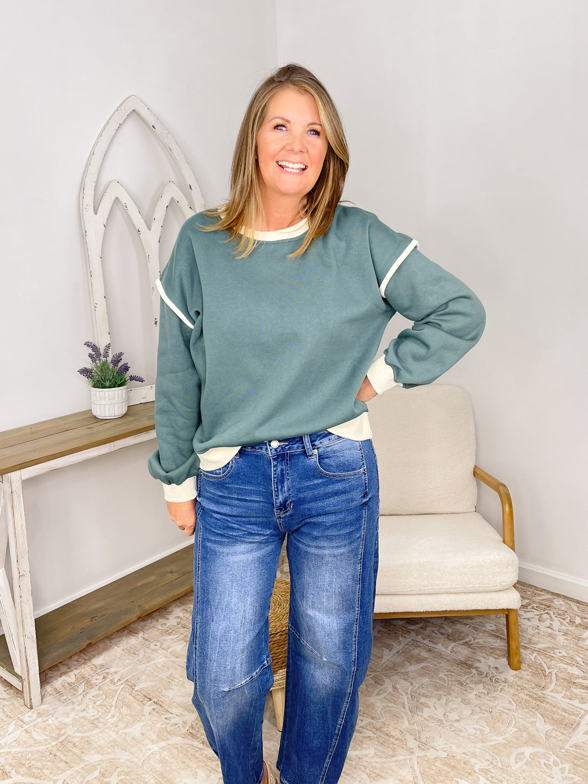 Posey Barrel Leg High-Rise Cropped Jeans