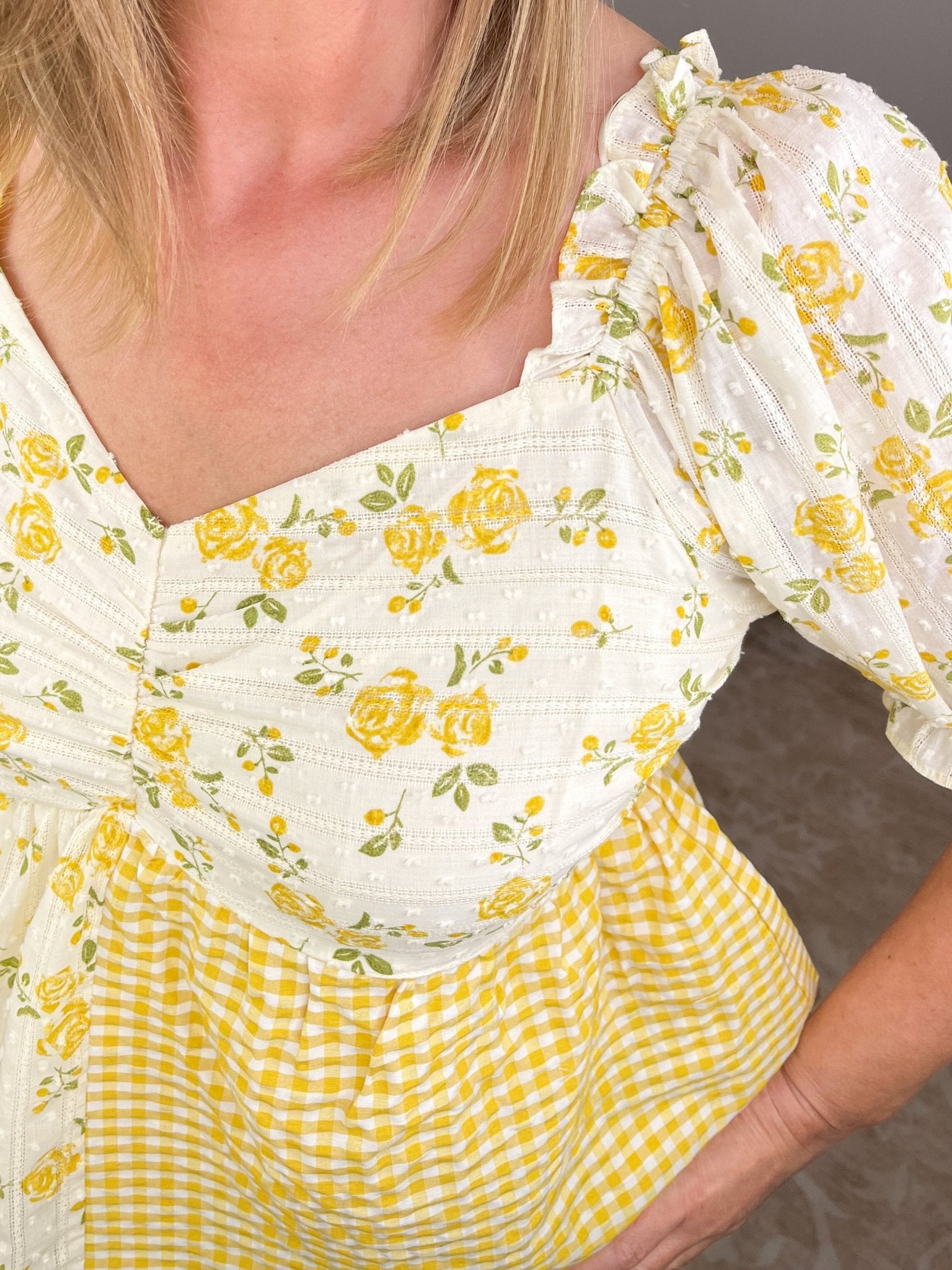 Yellow Floral Gingham Sweetheart Puff Sleeve Babydoll Blouse - Lavender HillsAnniewearAT3740S-MAR-S