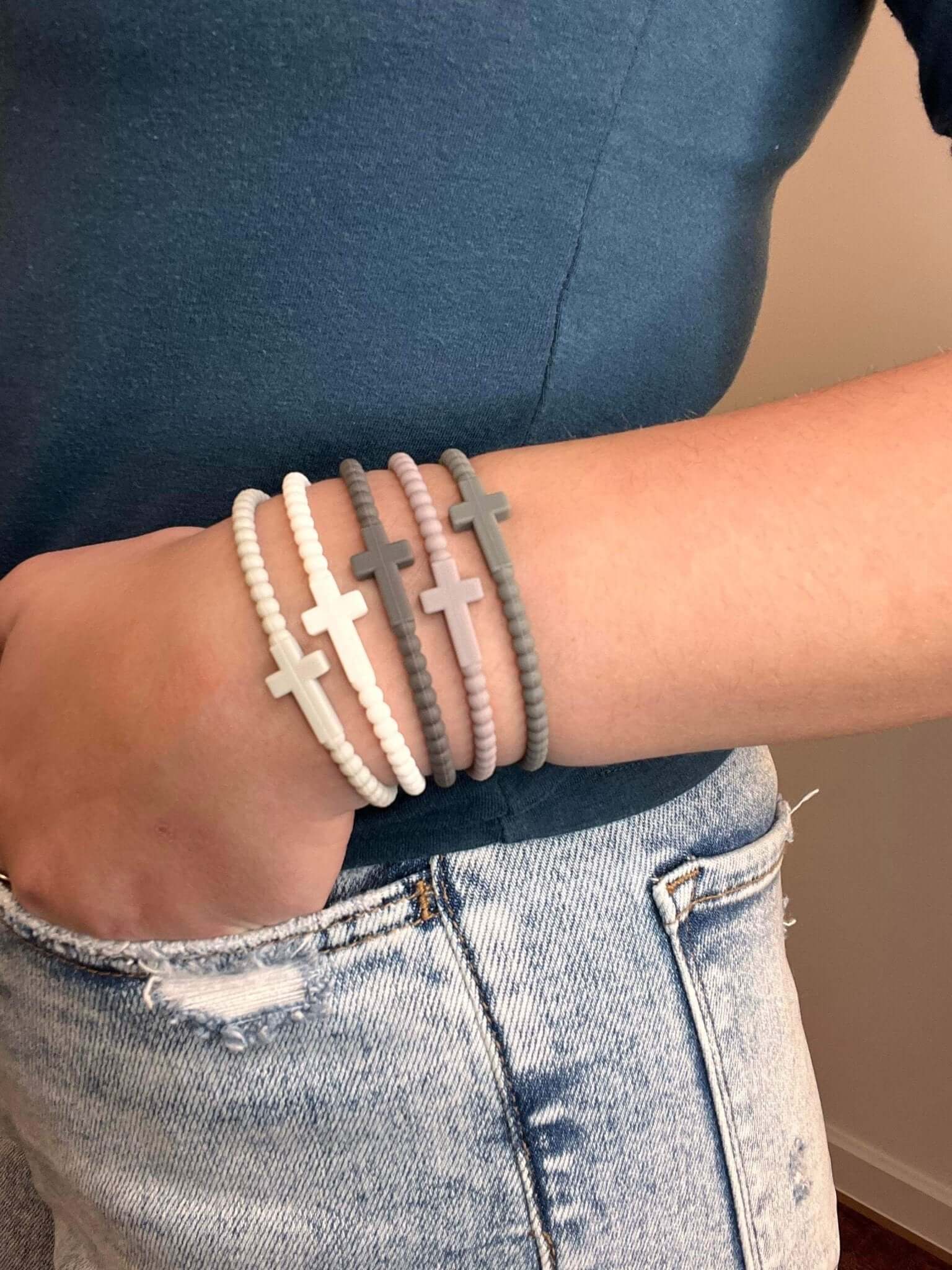 Cross Beaded Silicone Bracelets Set of 5 - Shades of Grey - Lavender Hills BeautyLavender Hills BeautyP8560S