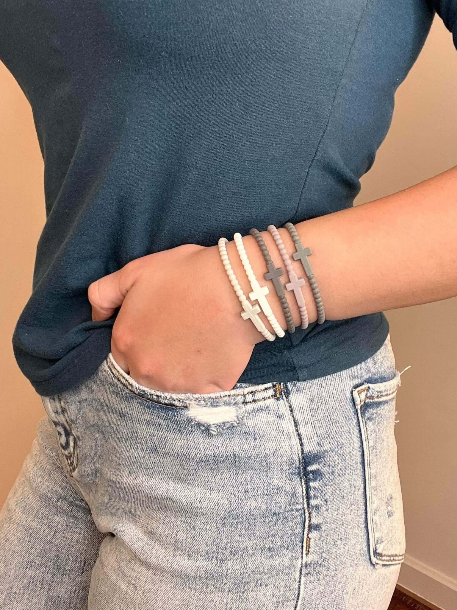 Cross Beaded Silicone Bracelets Set of 5 - Shades of Grey - Lavender Hills BeautyLavender Hills BeautyP8560S