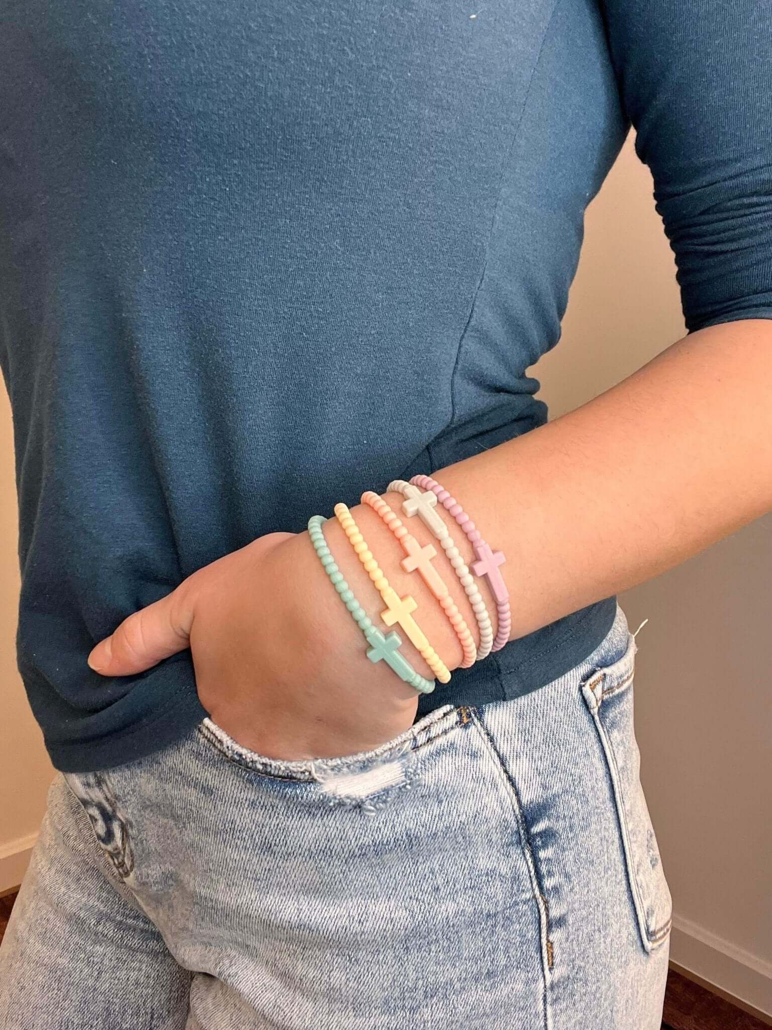 Cross Beaded Silicone Bracelets Set of 5 - Soft Vibes - Lavender Hills BeautyLavender Hills BeautyP8566S
